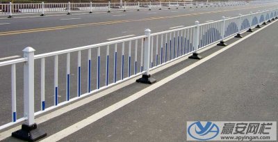 http://www.qmxed.cn鋅鋼公路護欄