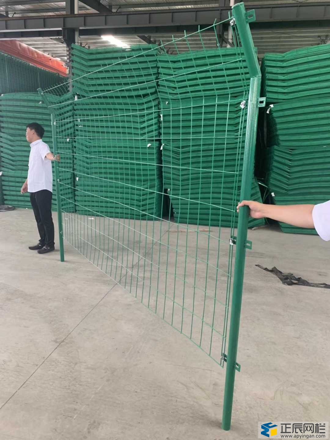 雙邊絲護欄網(wǎng)
